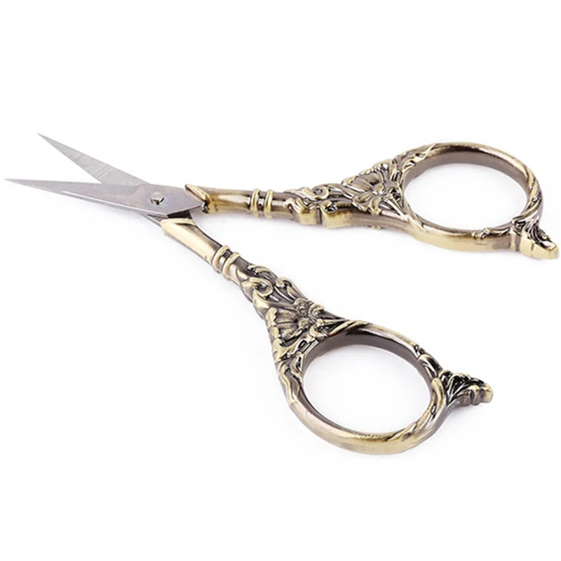 Zakka European Vintage Sewing Scissors Embroidery Retro Dressmaker Shears Scissors for Fabric Tool DIY Needlework Tailor Shears - Цвет: No . 1