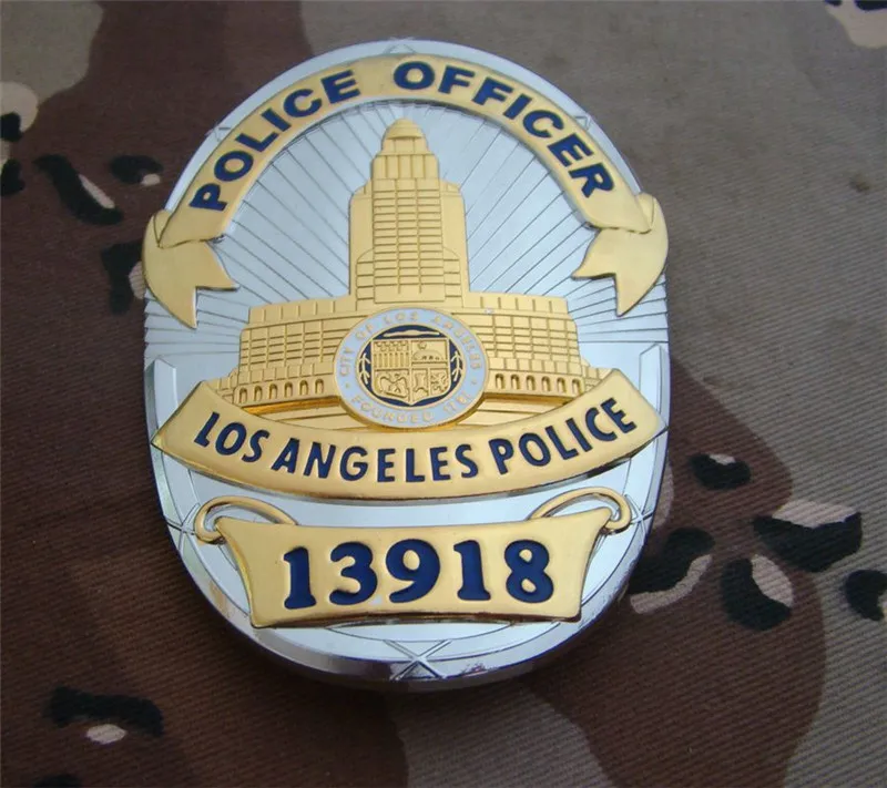 

United States LA Los Angeles Police Officer Badges Copper LAPD No.13918 Shirt Lapel Badge Brooch Pin Badge 1:1 Gift Cosplay