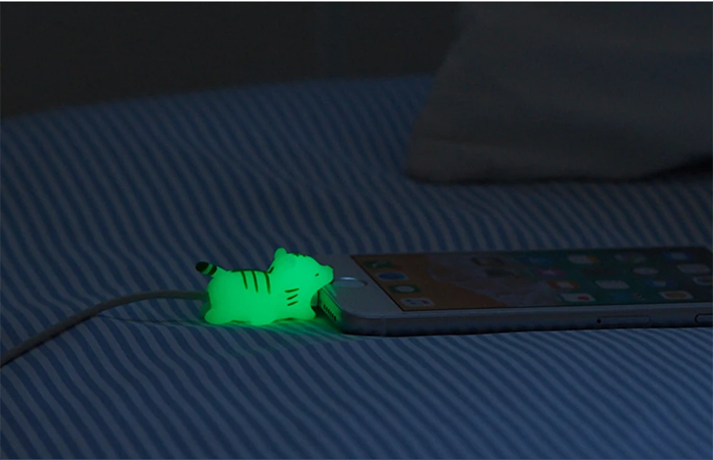 TISHRIC Световой USB Зарядное устройство укус животного кабель протектор зубастики органайзер для Iphone намотки держатель телефона аксессуар панда утка