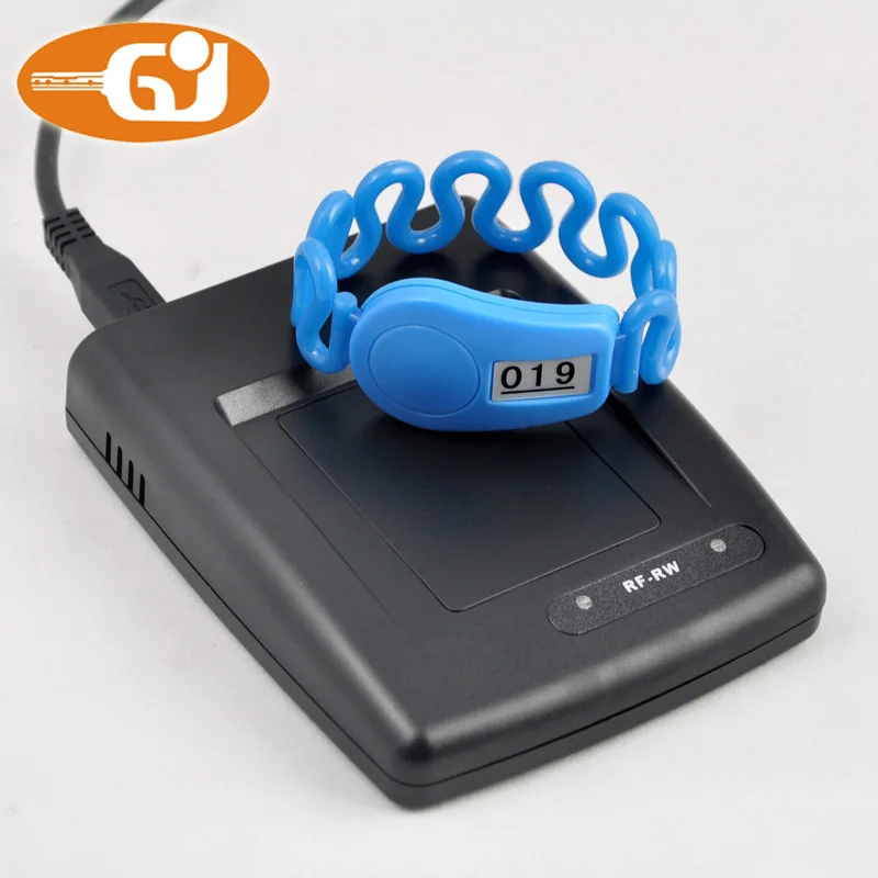 

sauna lock card reader