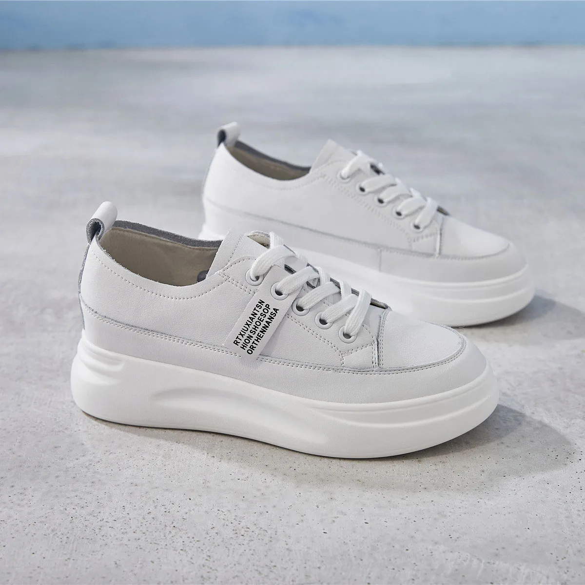 Белые туфли женские кроссовки Женская обувь Кроссовки 4 см белые туфли