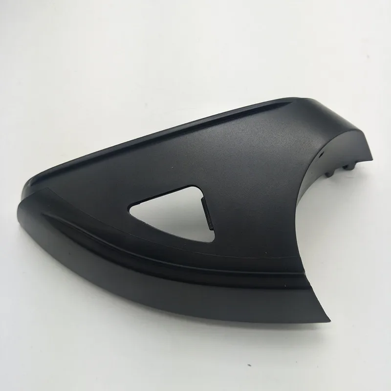 

Applicable to Octavia 2015-2017 Reversing mirror lower shell Rearview mirror housing cover Perforated