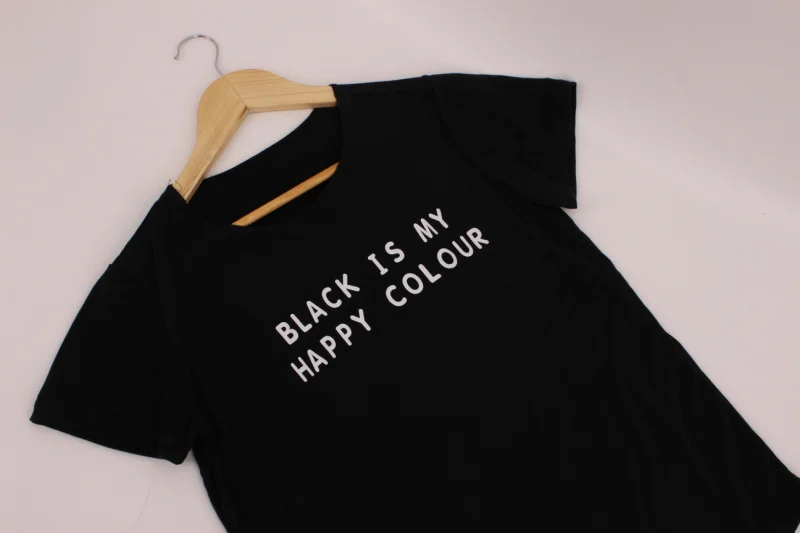 الأسود هو بلدي سعيد اللون إلكتروني النساء للجنسين الأسود يا الرقبة القمصان الطباعة الأزياء المحملة الأسود قمم الأسود هو بلدي سعيد اللون إلكتروني النساء للجنسين الأسود يا الرقبة القمصان الطباعة الأزياء المحملة الأسود قمم