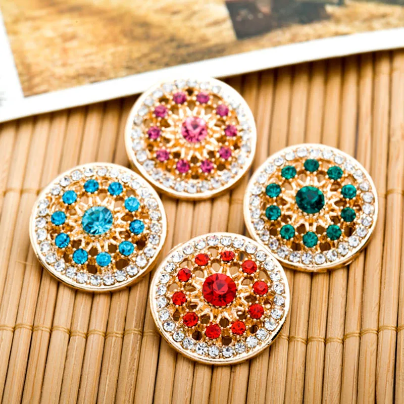 12pcs Unique Hollow Brooch Strong Hijab Brooch For