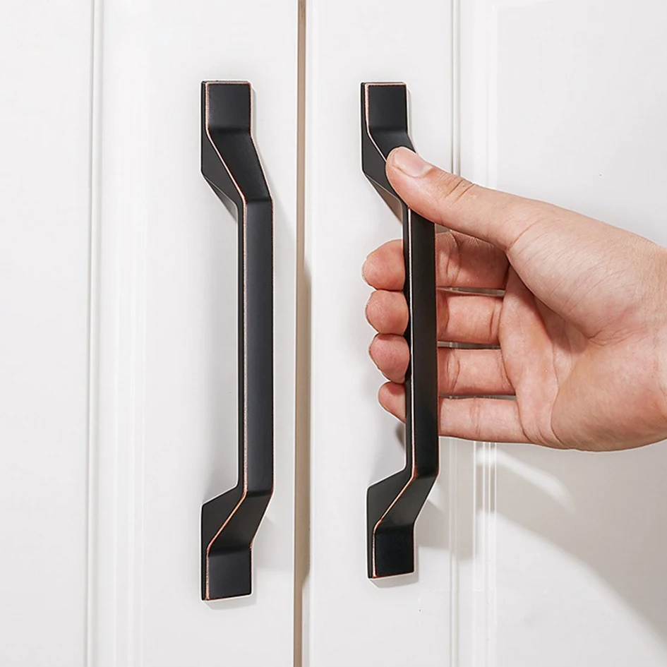 1pc Antique Door Handles Black Red Drawer Pulls Carved European Kitchen Cabinet Handles and Knobs Retro Table Furniture Handles