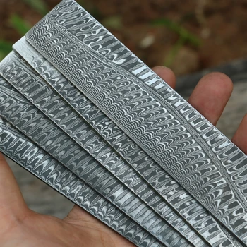 

Damascus pattern steel DIY hand knife steel plate knife blank knife embryo material feather Water wave pattern