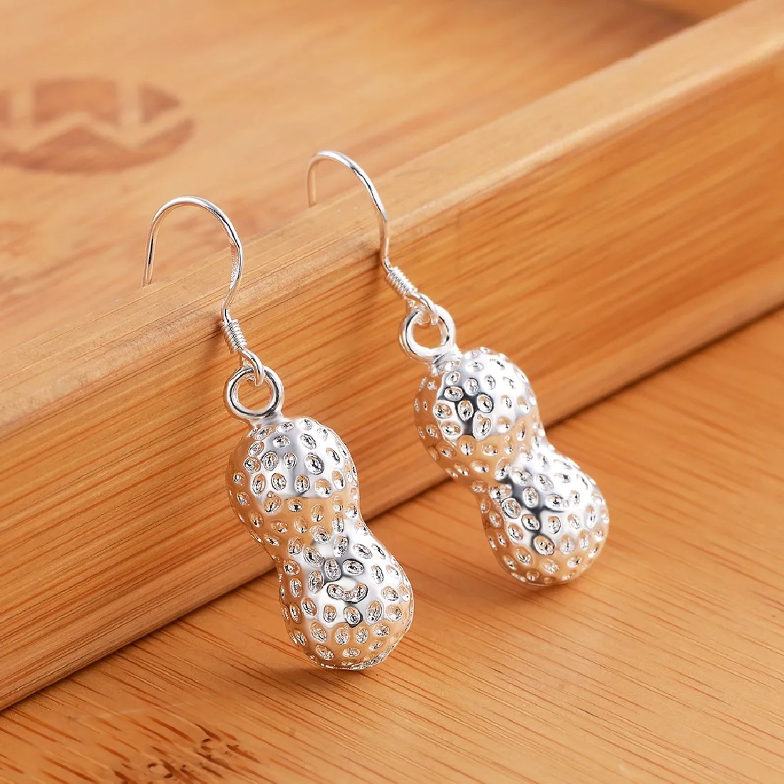 

Women Lady Fashion Drop Earrings Silver Plated Jewelry Brass Ear Studs Charming Peanut Shape Eardrop Ear Jewelry