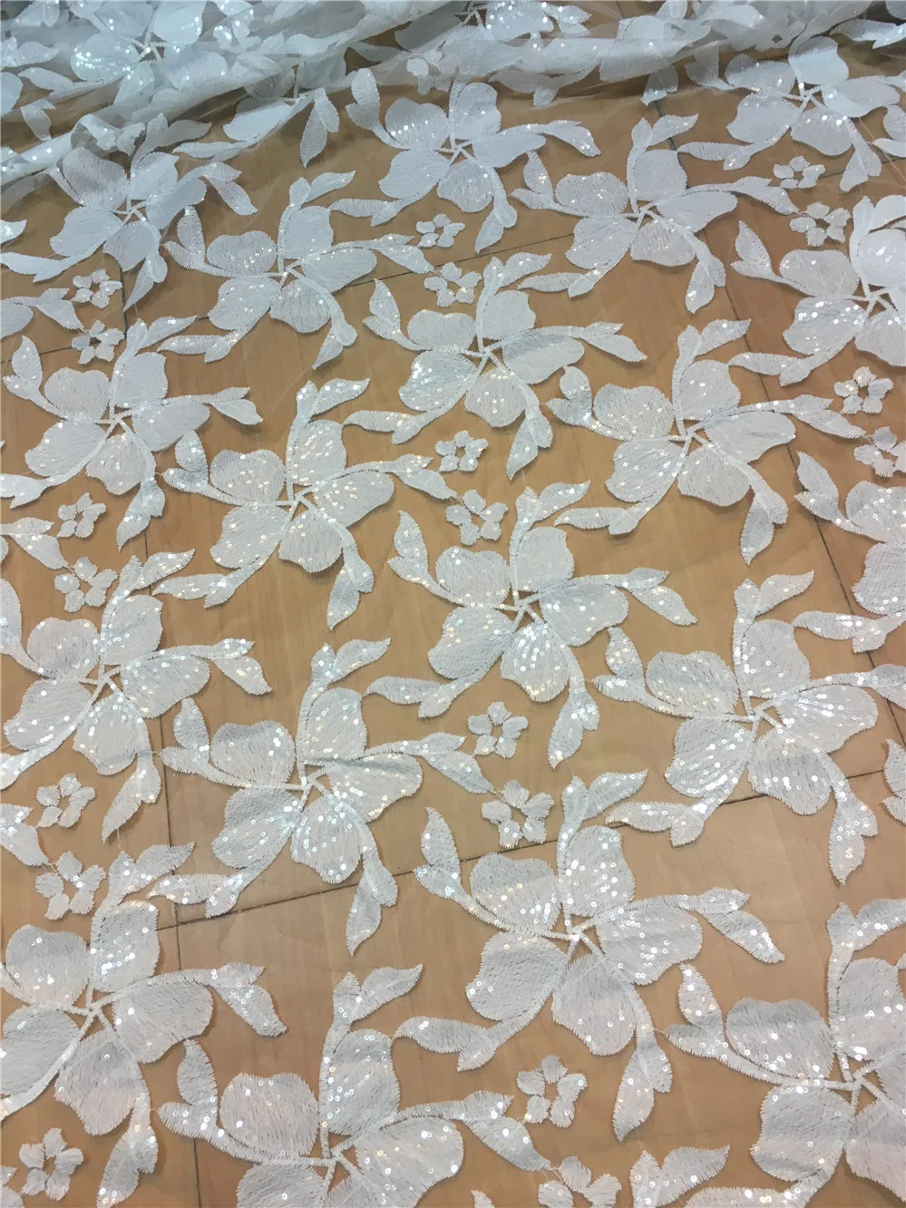 

Tulle lace white color african net lace fabric with emberoidered flowers sequins latest design for evening dresses 5yard/lot