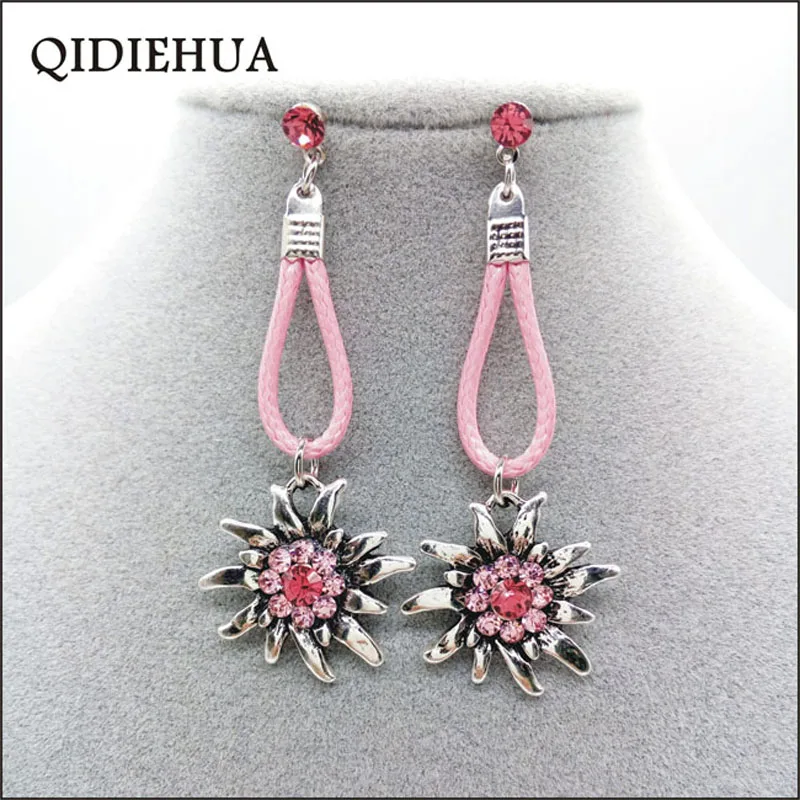 

Fashion 6 Colors Shiny Rhinestone Edelweiss Drop Earrings For Women Personality Long Tassel Earrings Statement Earrings Jewelry