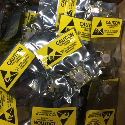 

Free Shipping 2PCS/LOTS 2SC2782 high-frequency tube