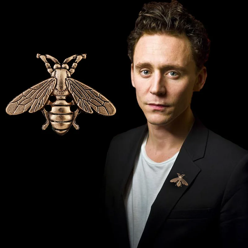 

Vintage Cute Insect Bee Brooch Pin Metal Needle Fashion Shirt Suit Collar Lapel Pins Christmas Jewelry for Men Women Accessories