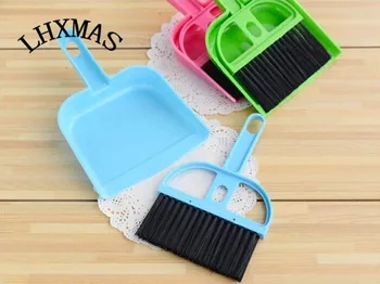 

Mini Pet Cage Accessories Desktop small pet Cleaning Brush Keyboard Brush With Dustpan for pet cage Small Broom 1 suits D235