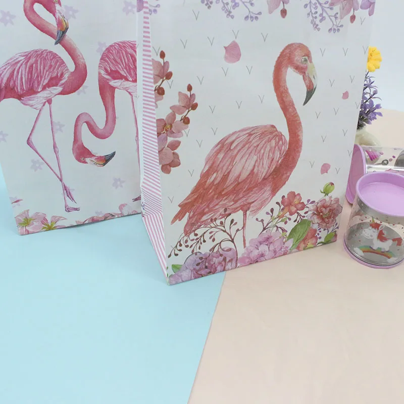 AVEBIEN 10 шт. Фламинго крафт-бумага подарочная сумка Свадебные украшения бумажный пакет для одежды с ручкой вечерние сувениры Сладкий подарок в сумочке пакет
