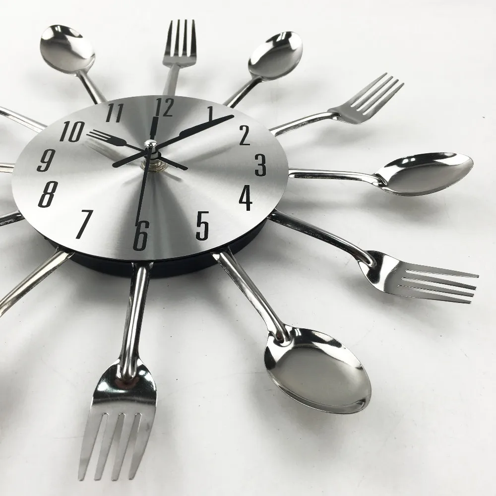 Fashion Metal Kitchen Wall Clocks New Arrivals Creative Spoon Fork European Quartz Modern Design Home Decor Clocks