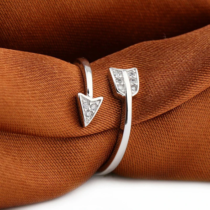Qevila 2019 New Arrival Fashion Silver Plated Arrow Crystal Rings for Women Adjustable Engagement Ring Arrow Women Wedding Rings (4)