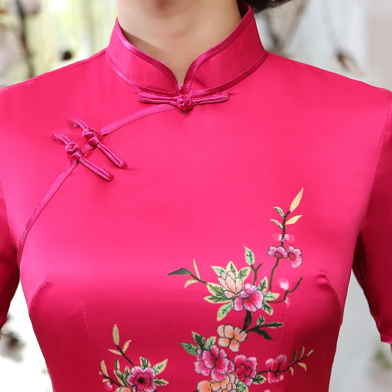 Традиционное китайское платье Для Женщин Атлас красного долго Cheongsam Размеры S до 3XL