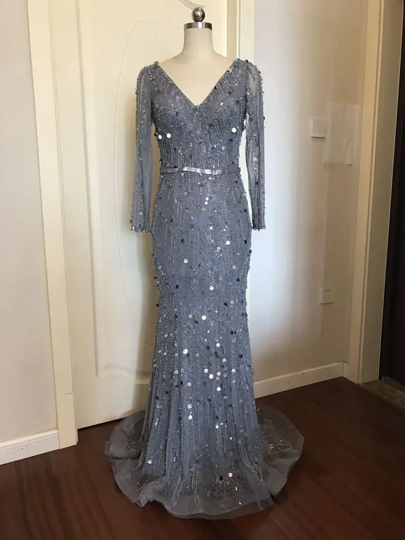 Walk Beside You Gray Long Evening Dresses Mermaid Long Sleeves Beaded Sequined Bling Shiny Prom Gowns Vestidos Formales Para