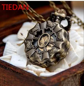 

Rose gold surface Fashion quartz pendant Hollow out bronze Good quality Necklace pocket watches