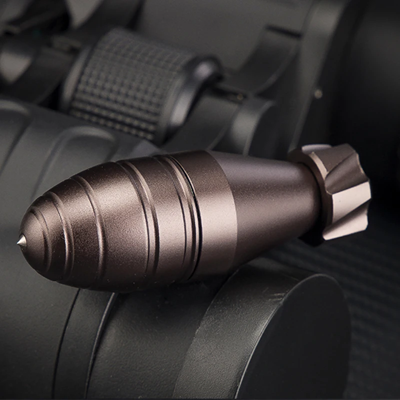 

Multifunctional Outdoor Waterproof Warehouse EDC Breaks The Window Anti-wolf Sprayer Camping Survival Seal Warehouse
