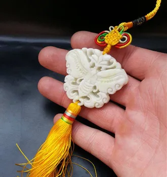 

preparation of high-grade fine natural jade jade Butterfly Pendant pendant car Lantian bags wholesale manufacturers