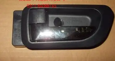 Внутренняя дверная ручка GREAT WALL HOVER HAVAL H5 6105100 K80 черный желтый цвет COFEE с правой