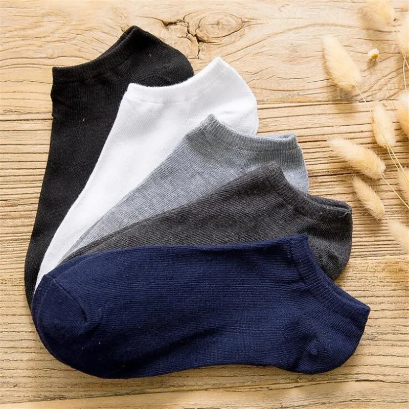 

3pairs/lot socks men cotton spring summer and autumn comfortable breathable short socks man's black white sock