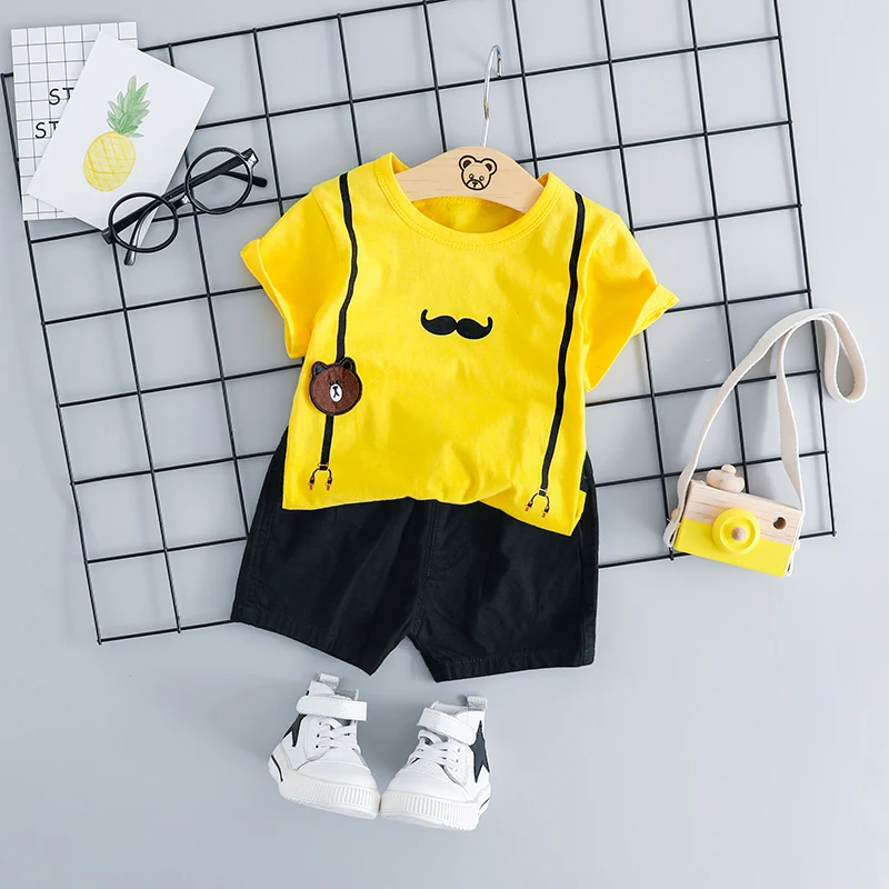 HYLKIDHUOSE 2019 الصيف الطفل الفتيات الفتيان مجموعة ملابس الرضع الملابس الدعاوى اللحية الدب T قميص السراويل الاطفال الأطفال زي HYLKIDHUOSE 2019 الصيف الطفل الفتيات الفتيان مجموعة ملابس الرضع الملابس الدعاوى اللحية الدب T قميص السراويل الاطفال الأطفال زي