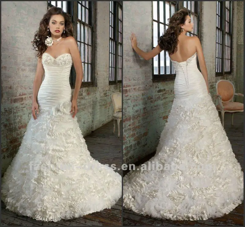 Luxurious Lace Appliqued Sweetheart Italian Wedding Dresses-in Wedding