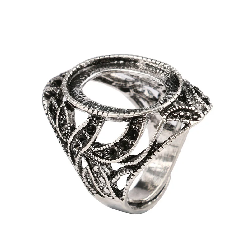 2543710151_2077696031