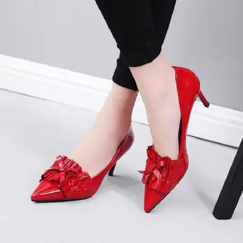 

2019 new women's shoes leather spring and autumn wedding shoes work professional pointed sexy stiletto large size single shoes.