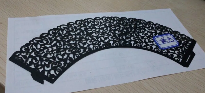 Black В форме сердца 50 шт./партия бумажные открытки лоза лазерная резка карточка с именем и местом свадьба празднование Дня Рождения вечерние настольные карты 7ZSH077 - Цвет: Black