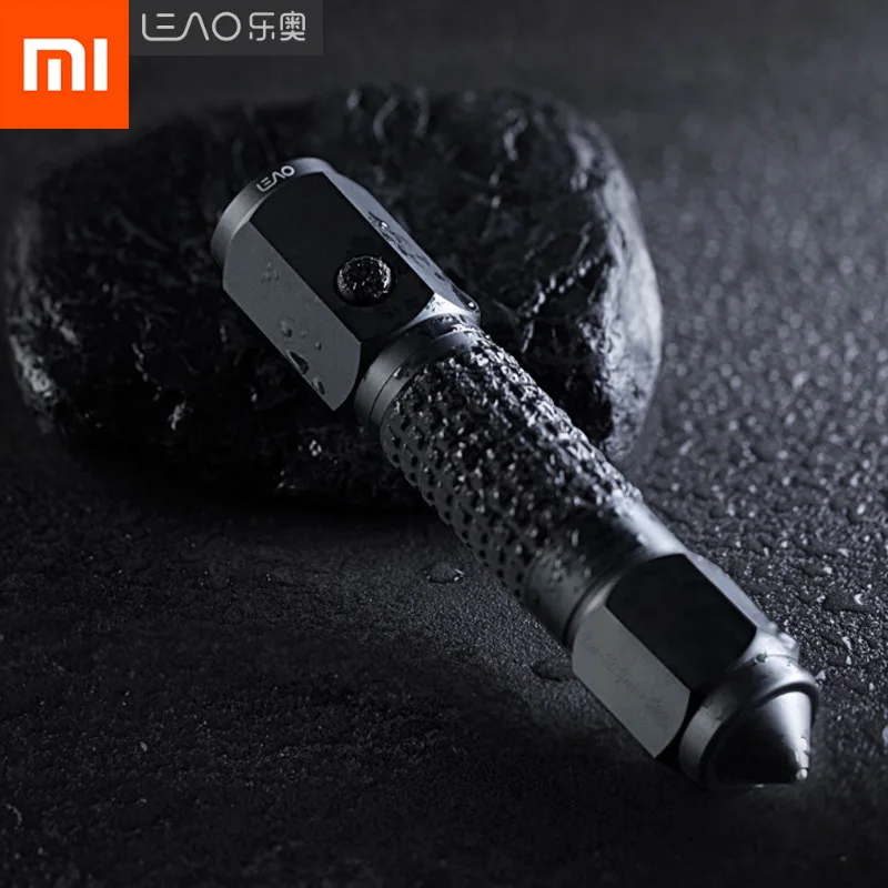 

Xiaomi LEAO Flashlight Titanium Alloy IPX7 Waterproof Torch Car Emergency Cutter Glass Window Breaking Safety Hammer Outdoor