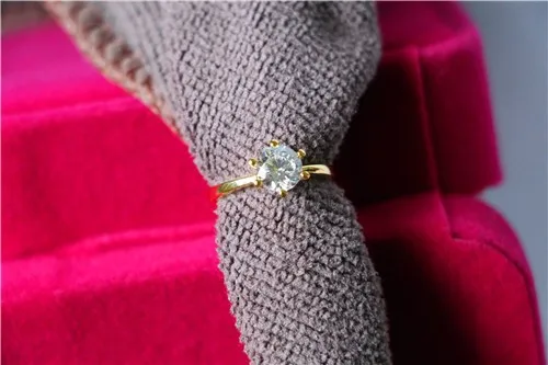 Классическое кольцо 2CT твердое 24 K желтое позолоченное Королевская корона дизайн 925 SONA имитированный алмаз для предложения, свадебное ювелирное изделие 925 серебро