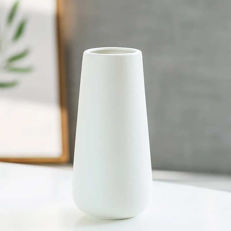 Простая белая керамическая ваза, креативная домашняя настольная декоративная керамическая ваза, классическая офисная декоративная ваза, свадебные украшения G - Цвет: 9.4X19.8CM
