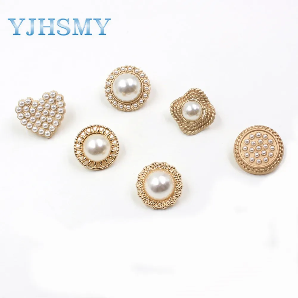 

A-19512-504 10pcs,metal&Rhinestones buttons for clothing in Gold Color,Pierced Decoration,garment accessories DIY material JS065