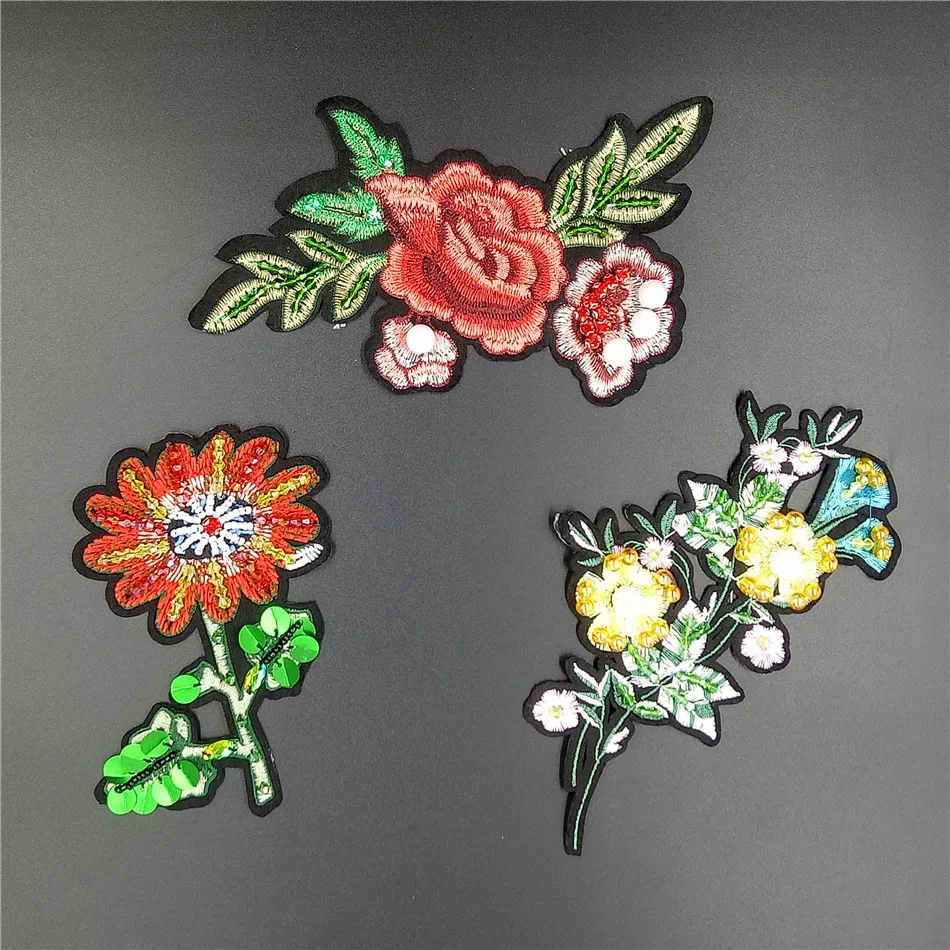 

3D Handmade Rhineston big beaded Patches FLOWER Sew on sequined patch for clothing beading Applique cool patch