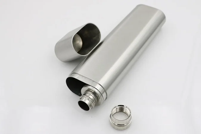 

1 pcs hot sell stainless steel 2oz ss flask with cigar tube silver portable hip flask travel portable Cigar Tube Holder moist