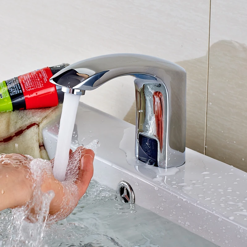 

Chrome Finished Deck Mounted Bathroom Sink Faucet Sense Faucet Automatic Hand Touch Mixer Tap