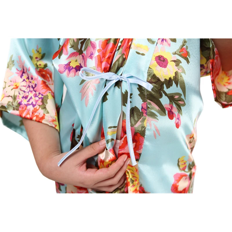 От 2 до 14 лет новые детские халаты кимоно халаты для девочек ребенка атласная шелковая ночная рубашка фиолетовый цветок пижамы для подружки невесты халат 8 видов цветов