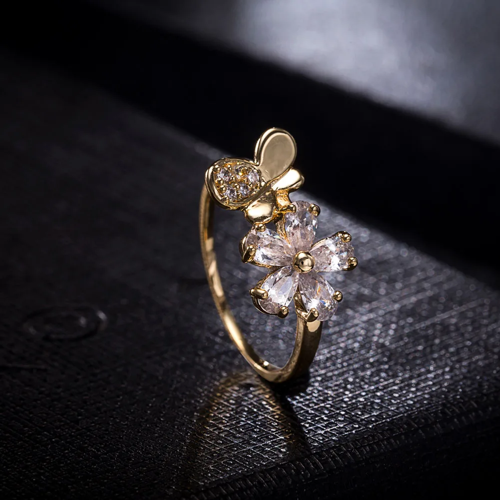 Luxury Rhinestone Butterfly Crystal Flower Finger Ring Women Fashion