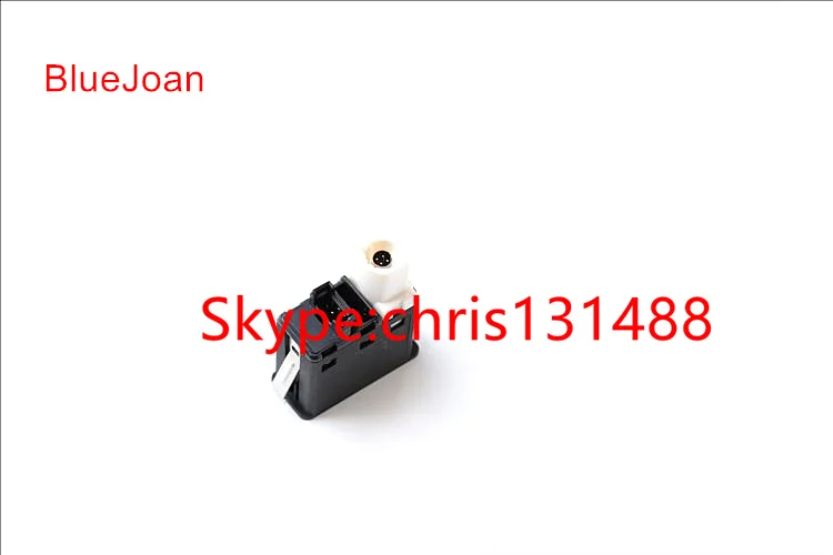 BMW USB AUX Plug ..