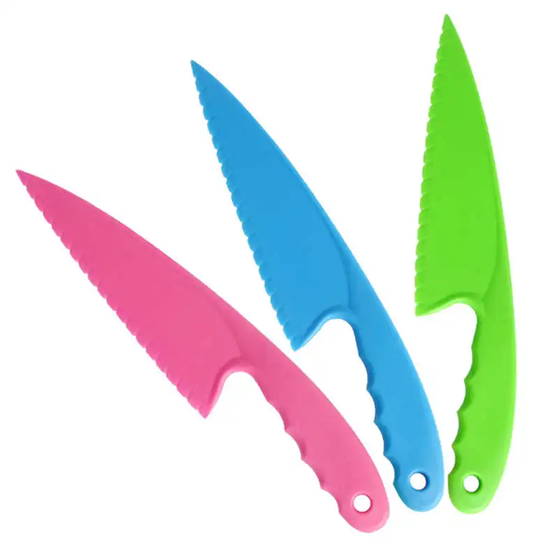 

DoreenBeads Random Color Plastic Cake Bread Knife Vegetable Fruit Cutter with Handle Home Kitchen Bakery Use Baking Tools 1 PC