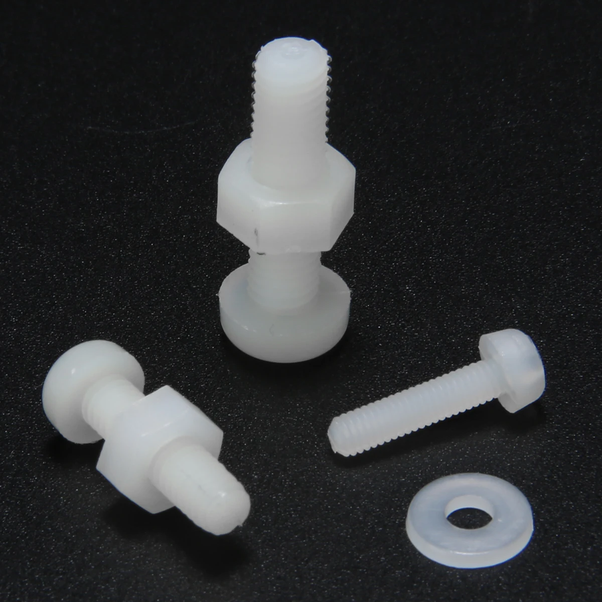 150pcs New  White Nylon Hex Screw Bolt Nut Standoff Spacer Kit with Plastic Case M2 M2.5 M3 M4 M5