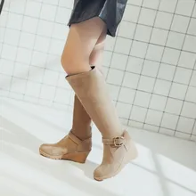 Большие размеры; модные сапоги с узкими ножками; с пряжкой и бархатом; высокие сапоги на толстом каблуке и с высоким голенищем(China)