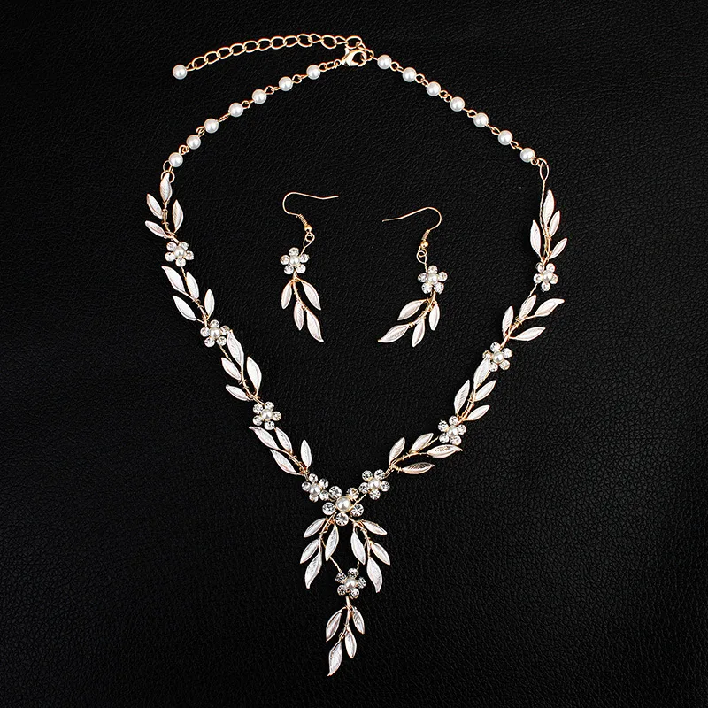 

LISM Elegant Leaf Pendant Necklace Hook Earring Rhodium Shoker Jewelry Set For Women Wedding Engagent Accessories