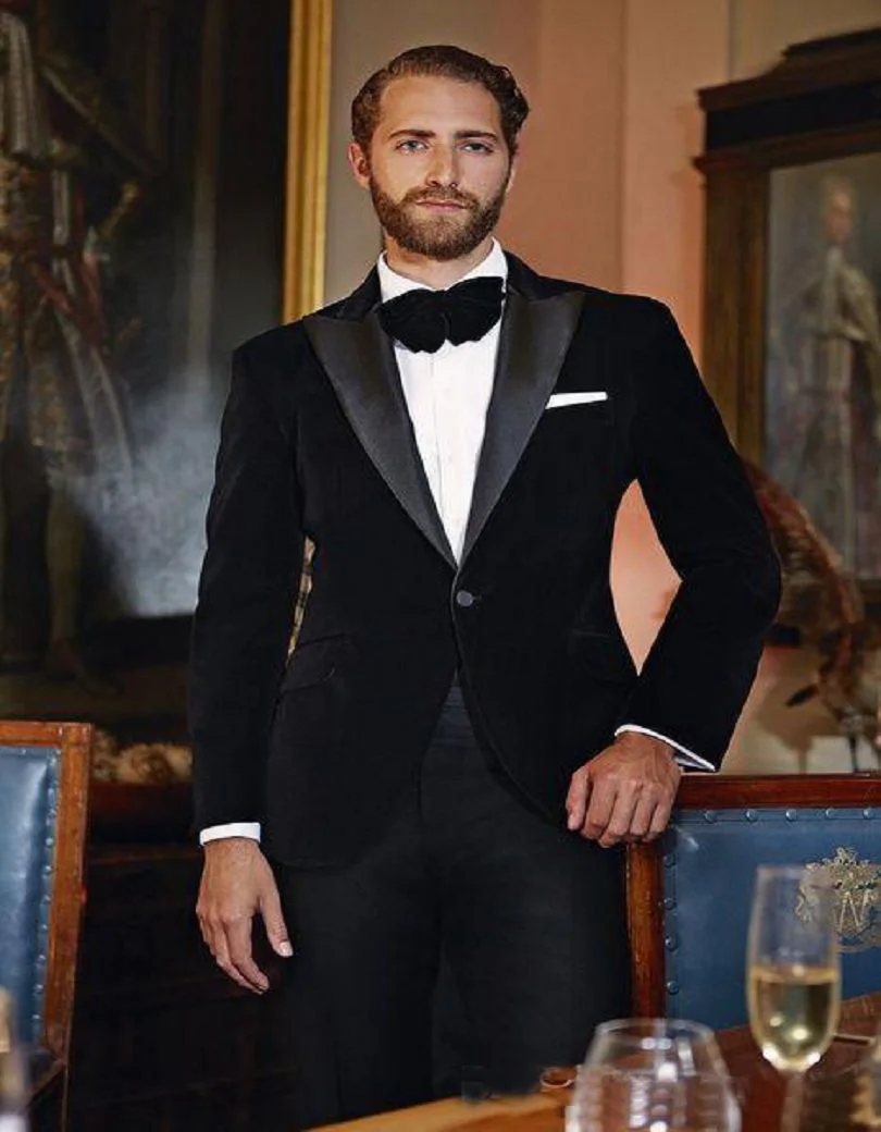 2018 New Style Tailored Black Velvet Groom Tuxedos Groom Suits Wedding Suits For Men Best man's