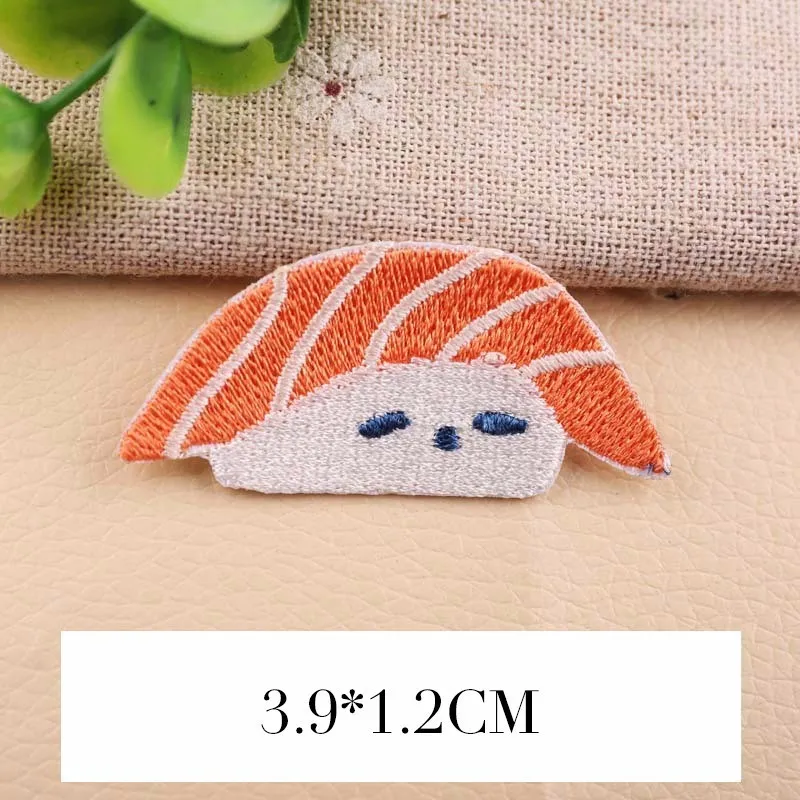 PGY 1PCS Doughnut Salmon Sushi Small octopus Embroidery Honey peach Patches for Clothing Iron Kids Clothes Appliques Badge - Цвет: YXBT592