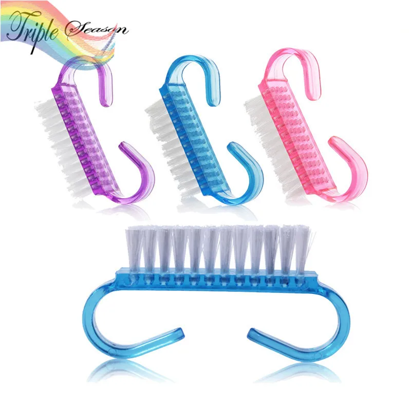 

Sale 3 pieces New Clean Brush Tool File Small Horn Plastic Clean Brush Manicure Pedicure Soft Tools TRQ390