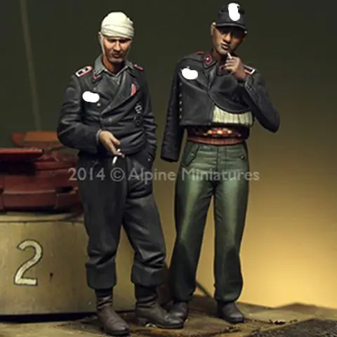 

1/35 Panzer Crew Set, 2 figures each with 2 different heads Resin kit Figure soldiers GK Uncoated No colour