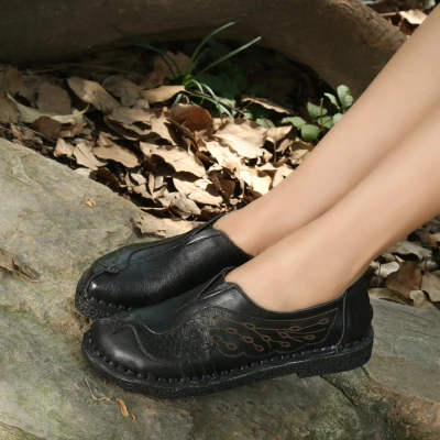TIMETANG/обувь на плоской подошве из натуральной кожи; женские лоферы; коллекция года; мягкая подошва; ручная работа; женские повседневные тонкие туфли; женская обувь на плоской подошве; C164 - Цвет: Черный